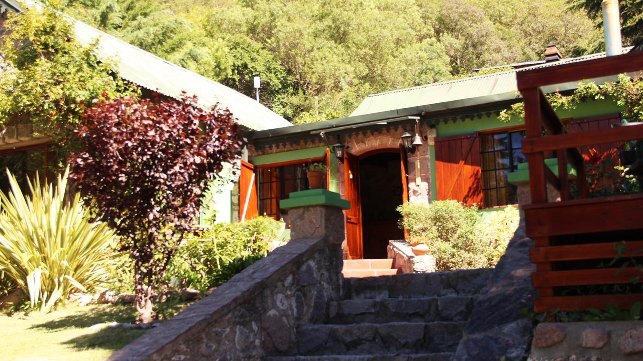 Terrazas De Cruz Chica. Villa La Cumbre Bagian luar foto